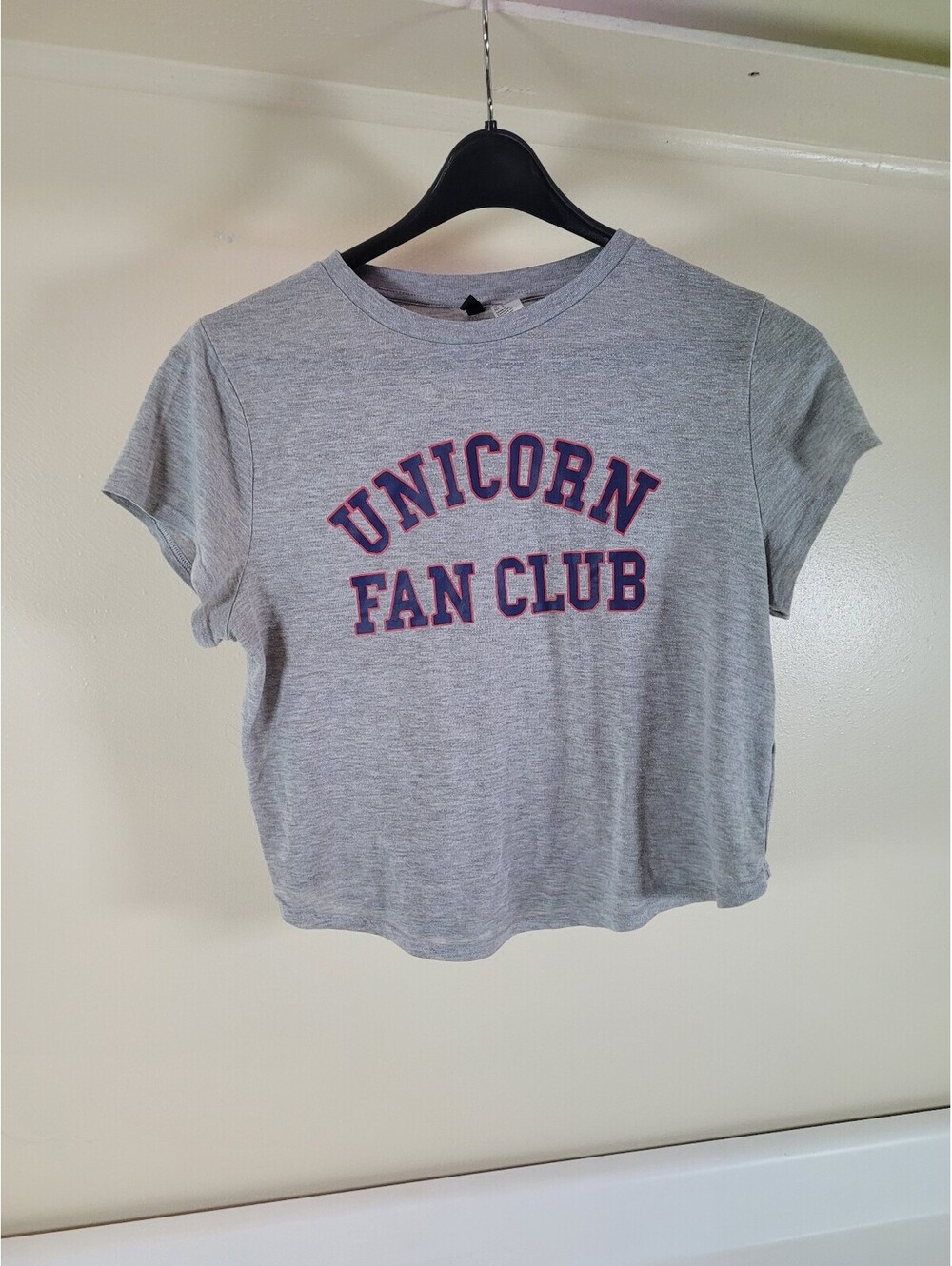 unicorn fan club cropped t shirt womens large grey graphic tee crop top